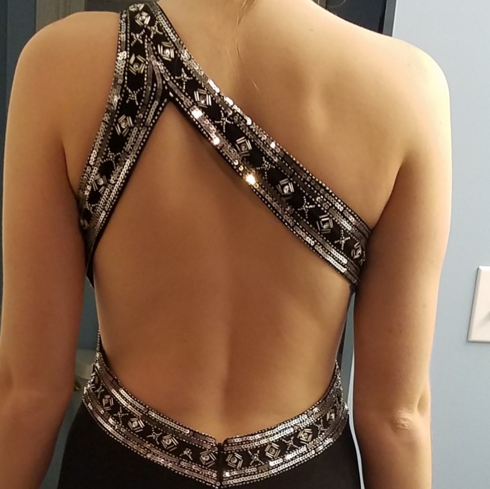 One Shoulder Floor Length Black Prom Gown